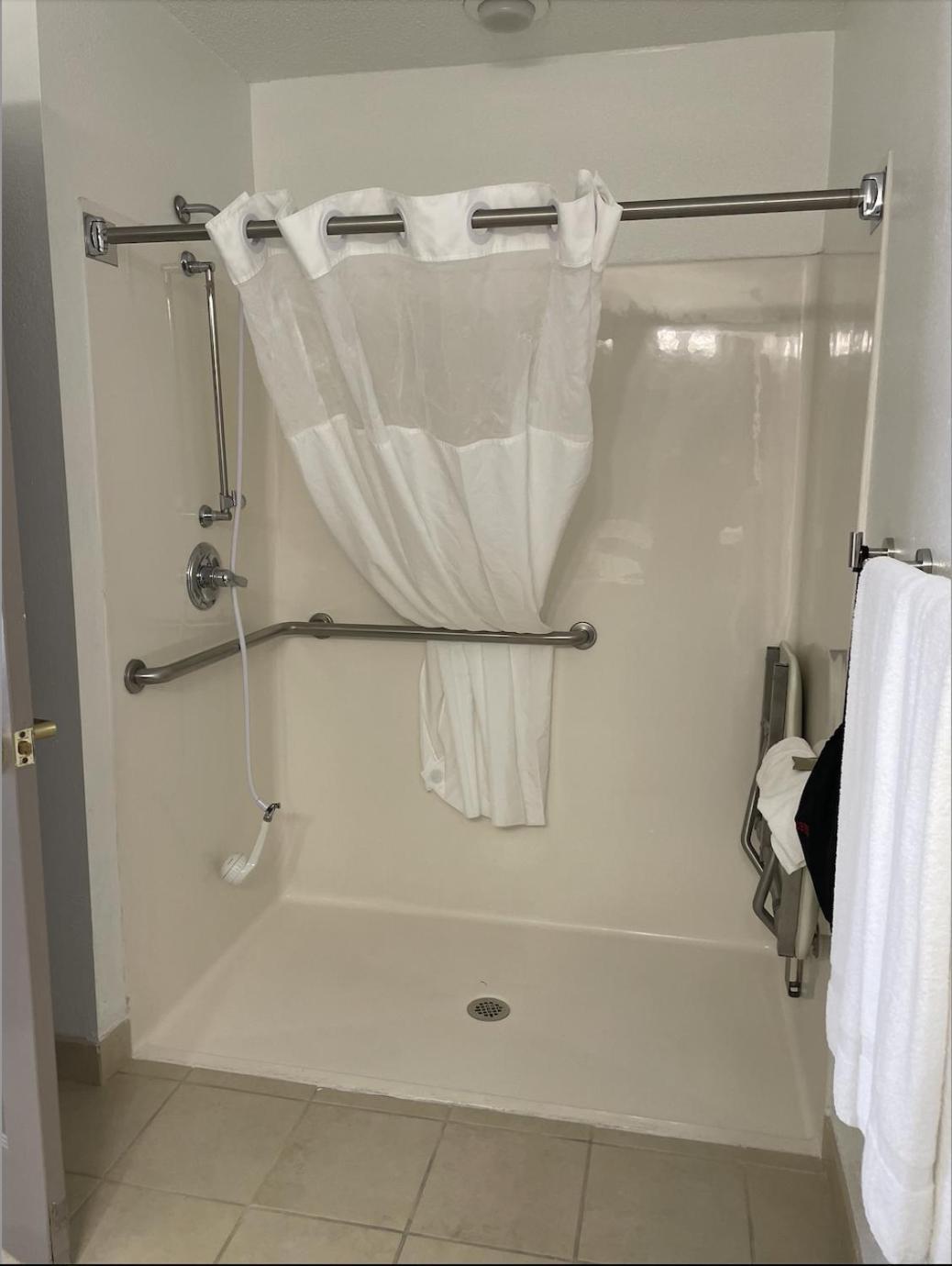 Harmony Inn & Suites Fort Dodge Εξωτερικό φωτογραφία