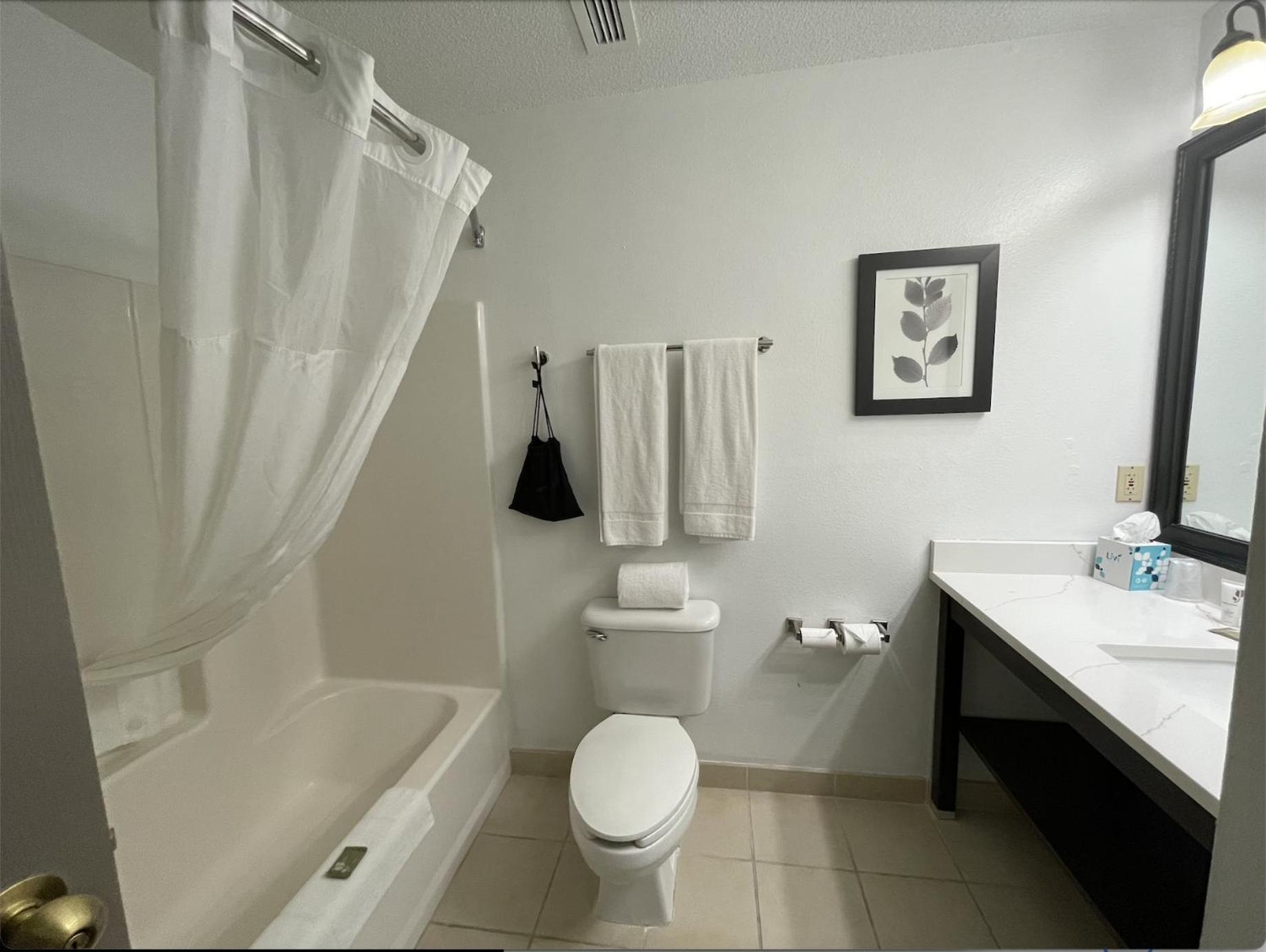Harmony Inn & Suites Fort Dodge Εξωτερικό φωτογραφία