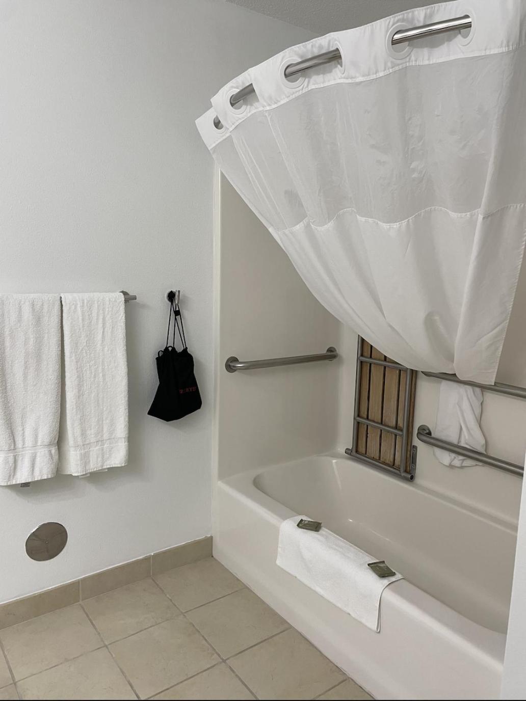 Harmony Inn & Suites Fort Dodge Εξωτερικό φωτογραφία