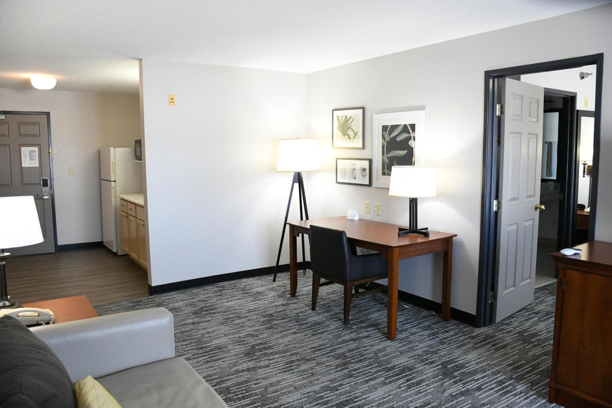 Harmony Inn & Suites Fort Dodge Εξωτερικό φωτογραφία