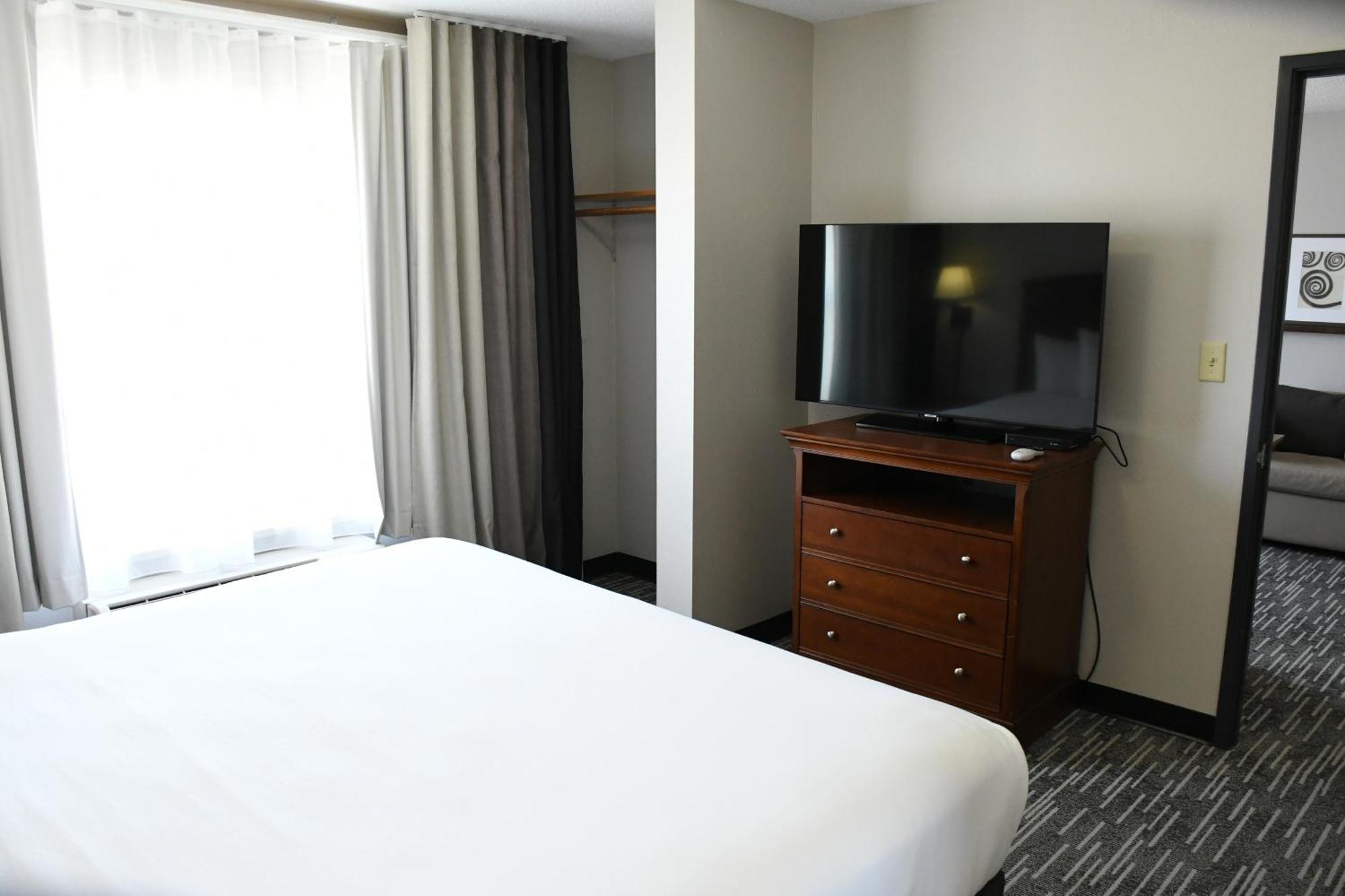 Harmony Inn & Suites Fort Dodge Εξωτερικό φωτογραφία